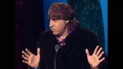 And who knew
that sitting in New Jersey, - Stevie Van Zandt: Disciple
