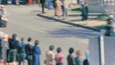 And, you know, before
he goes behind the sign, - JFK: What The Doctors Saw