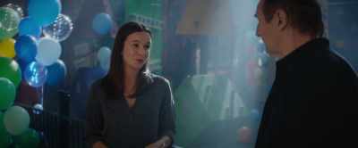 - And you know this how?
- She suggested it. - Blacklight