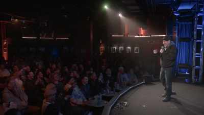 - And you know... Yeah.
- [audience laughing] - Dave Attell: Hot Cross Buns