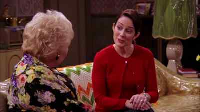 - And your legs are fine? - Everybody Loves Raymond