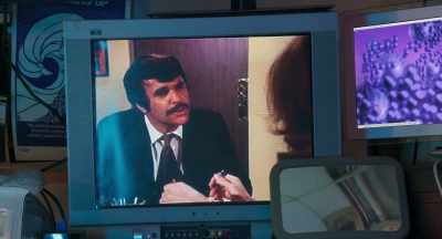 And as Les was sitting on it,
he said to me, - Seeking Mavis Beacon