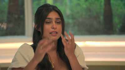 And, like, the music that I sing is just... - Buying Beverly Hills