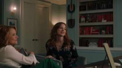 And Lindsay looks happy,
so... that's great. - The Spencer Sisters