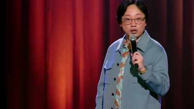 And he looked back
to his friends, - Jimmy O. Yang: Guess How Much?