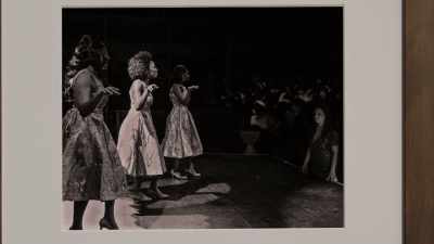 And that looks like
Olivia, standing - A Nashville Legacy