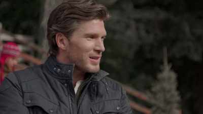 And he loved our Sunday walks. - Christmas Unleashed