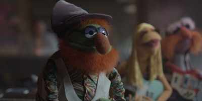 And lucky for us,
JJ is a tech wiz and he's here to help. - The Muppets Mayhem