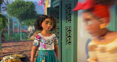 And Luisa, I heard her eye twitching
all night. - Encanto