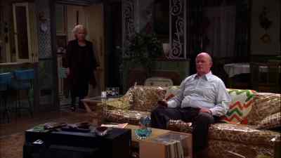 & l've got pickles
for toes & - Everybody Loves Raymond