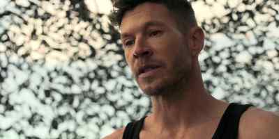 And you may be taking a life,
but you are saving another one. - Sniper: The Last Stand