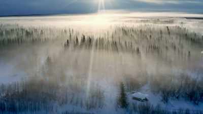 And may contain
mature sub♪ ♪t matter. - Life Below Zero: First Alaskans