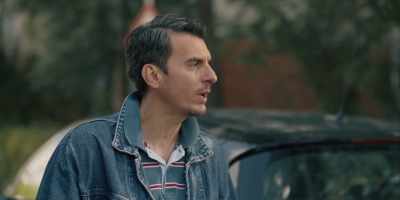 And that means I lose my parking space
because his ear is ringing? - Candidatul perfect