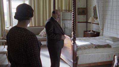 And his medicines, they were kept in here? - Agatha Christie's Poirot