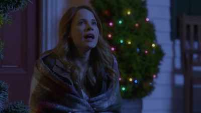 And it might just... - Christmas a la Mode