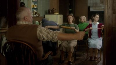And... mirror, signal. - Call the Midwife