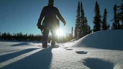 And most normal people
don't build in the snow. - Life Below Zero: Next Generation