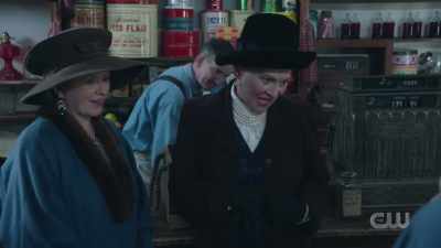 - And you must be?
- Elizabeth. - The Waltons' Homecoming