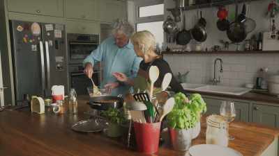 And it needs to be like, um,
elastic-y, but not too wet. - James May: Oh Cook!