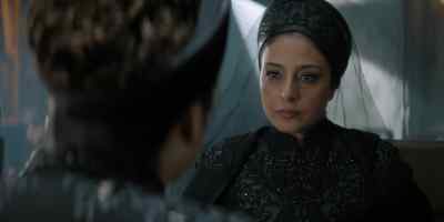 And his new Bashar
is leading him
on a despotic path. - Dune: Prophecy