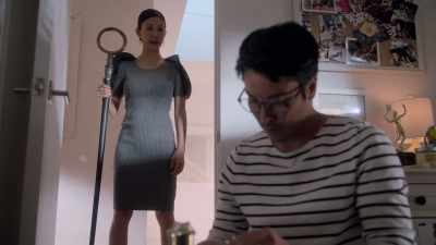 And Nico made it clear
that a verbal contract
is not enough. - Marvel's Runaways