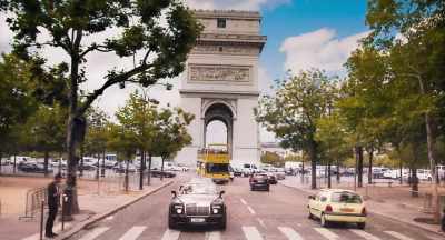 And now we are going
to the Tower de Eiffel. - Kim Dotcom: Caught in the Web