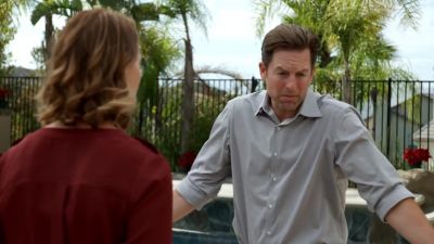 And now you don't believe in marriage - A Secret Service Christmas