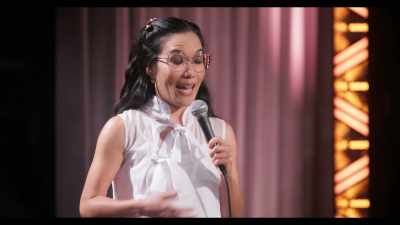 And now I'm 42, I'm a mother, - Ali Wong: Single Lady