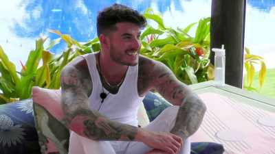 AND NOW IT'S LIKE... - Love Island