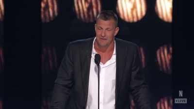 And now let's talk about
my designated driver, Tom Brady. - The Roast of Tom Brady