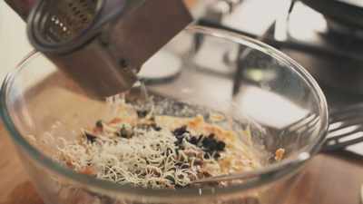 And now, some extra facts
not in my cookbook. - James May: Oh Cook!