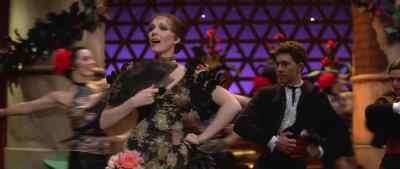And now, the "double
sideswipe and return." - Victor/Victoria