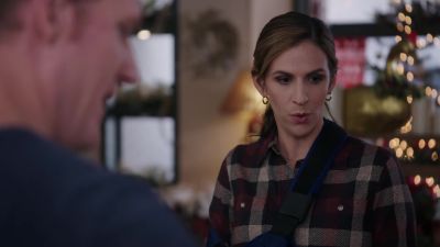 And now you're here,
putting more on your plate. - Christmas Wreaths and Ribbons