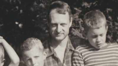 And, of course, I had no idea
what really, you know, - The Man Who Stole Einstein's Brain