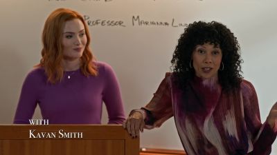 And often, all you need
to catch them - Aurora Teagarden Mysteries: A Lesson in Murder