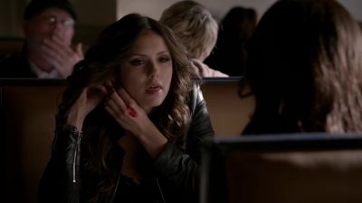 And your other bracelet. - The Vampire Diaries