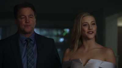 And our families should be
coming together. - Riverdale