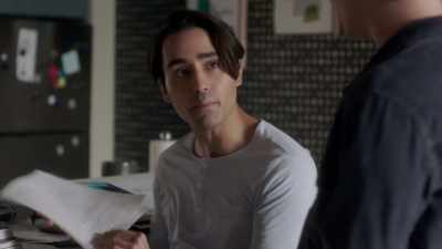 And this paper you wrote,
the one with your name on it - Pretty Little Liars: The Perfectionists
