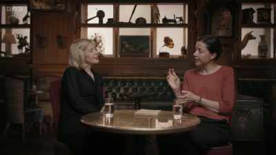 And he particularly targets
key individuals who he thinks - Killing Sherlock: Lucy Worsley on the Case of Conan Doyle