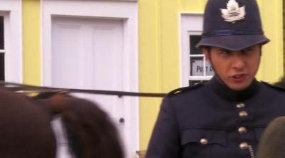 And precisely when
did you hear these odd noises? - Murdoch Mysteries