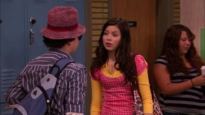 NOW COME ON - iCarly