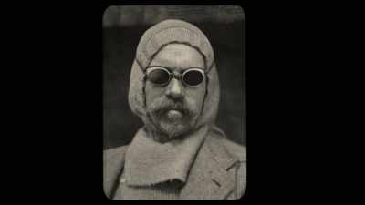 And his recruitment process
involved interviews that
involved him throwing - Shackleton: The Greatest Story of Survival