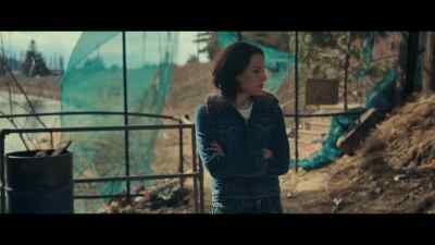 - And Reena was here, and who else?
- [Josephine] Just us. - Under the Bridge