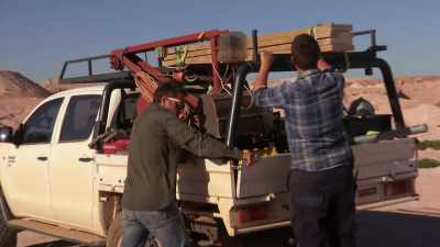 And roll.
..chasing scraps of opal - Outback Opal Hunters
