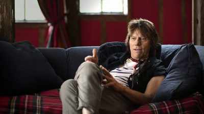 And they said, "No, it's 4/4." - Jeff Beck: Still on the Run