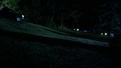 And they saw both vehicles stopped there. - The Killer Truth
