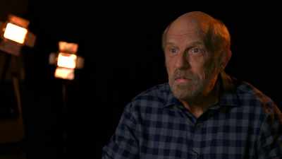 And he says, "I-I need help." - Hollywood Dreams & Nightmares: The Robert Englund Story