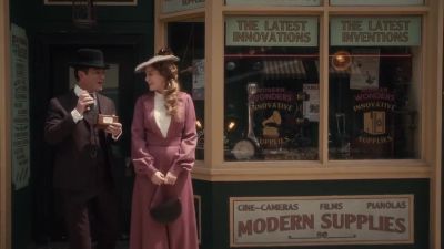 And you see
it's quite small. - Murdoch Mysteries