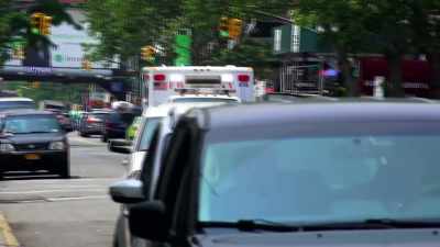 And we see paramedics
doing CPR, - New York Homicide