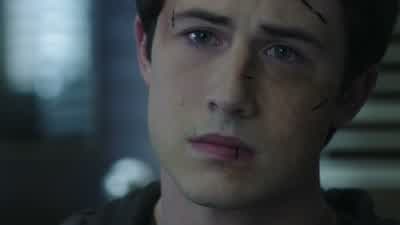 And she died alone. - 13 Reasons Why